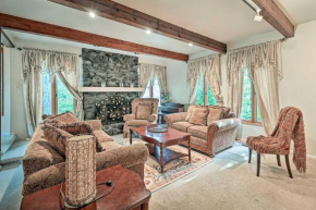 Family-Friendly Redmond Home with Spacious Deck